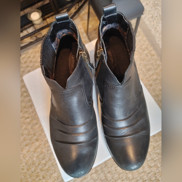 Aetrex Kailey Bootie, Black 7 - Picture 4 of 11